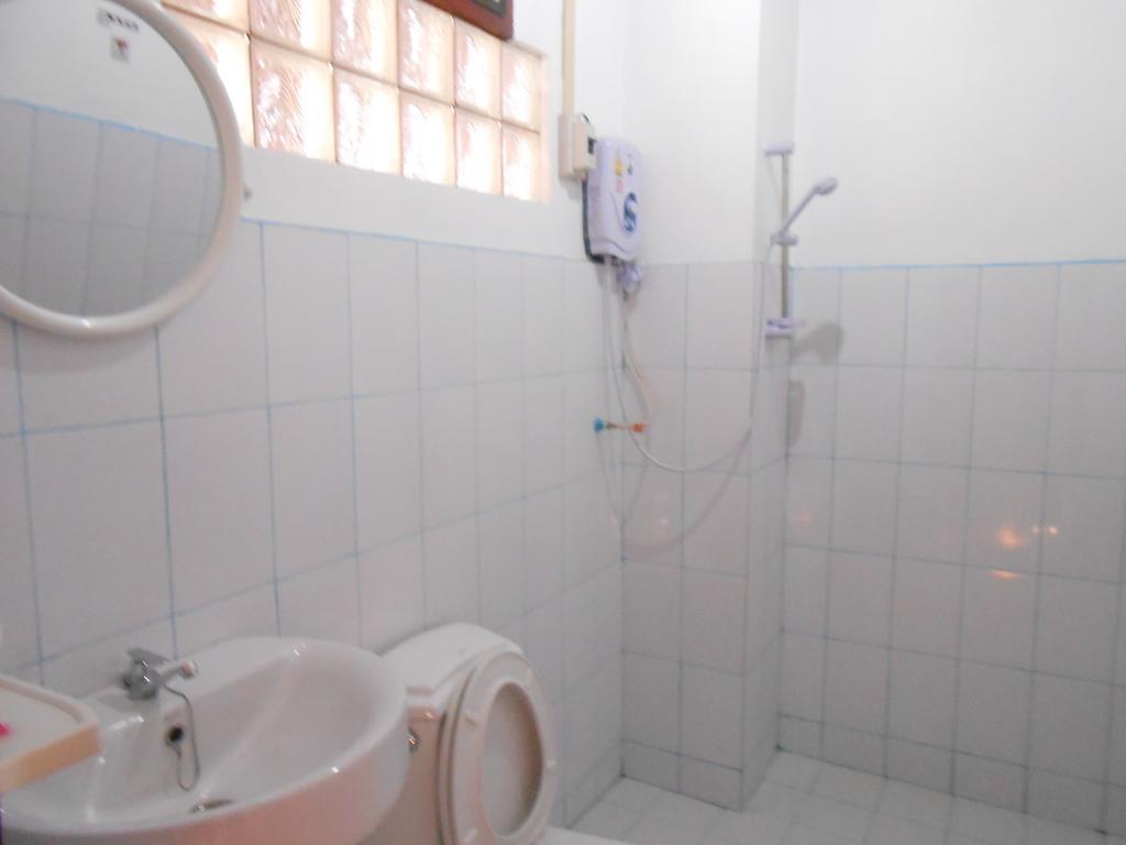 Zuela Guesthouse Luang Namtha Room photo