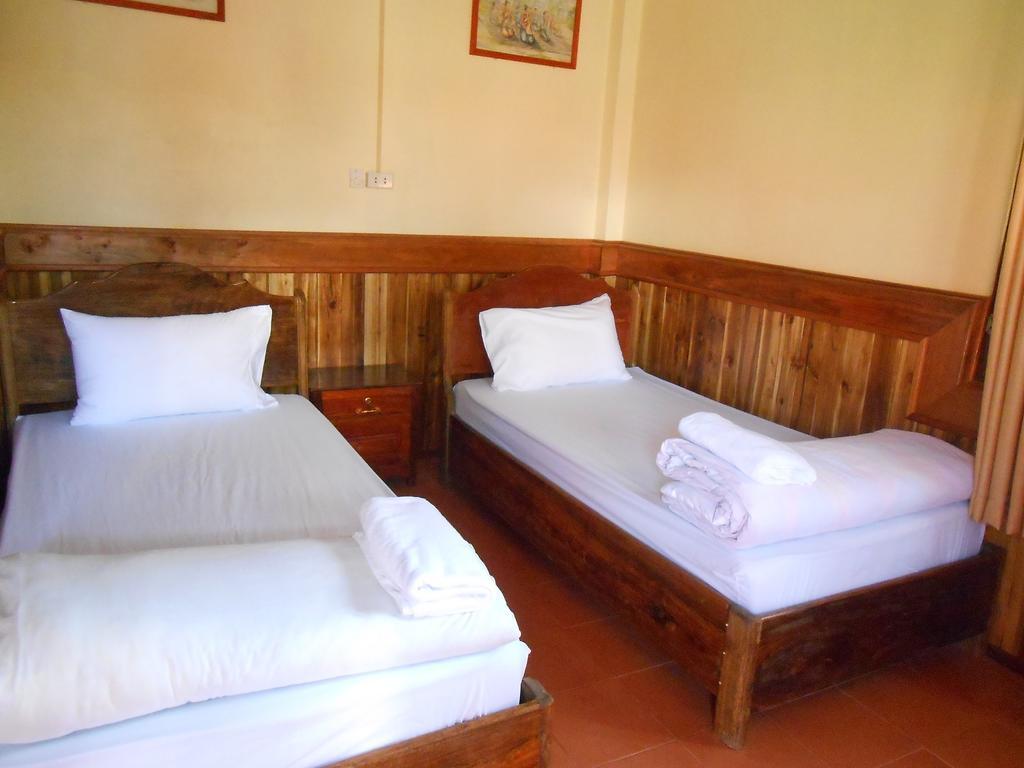 Zuela Guesthouse Luang Namtha Room photo